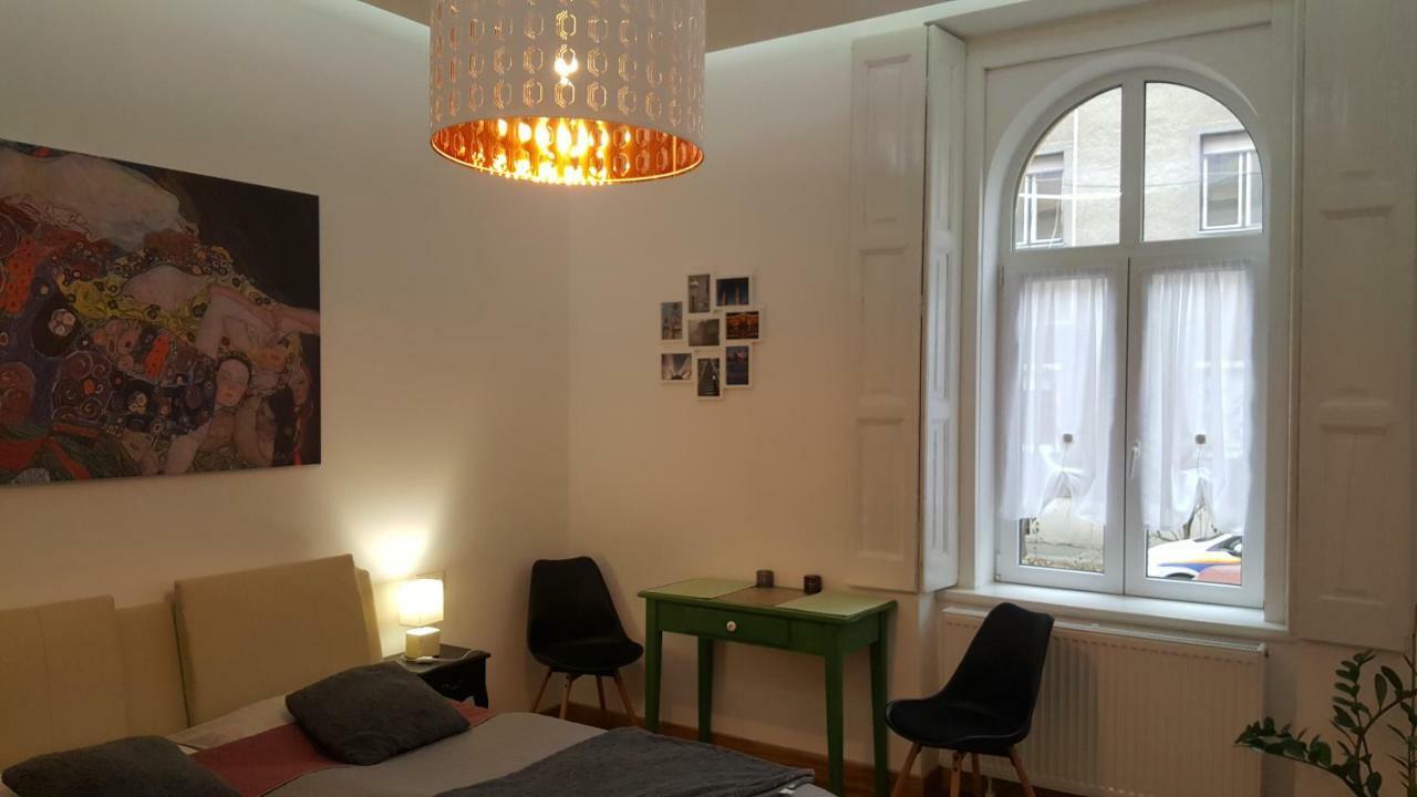 Stylish Apartman Szeged Ngoại thất bức ảnh